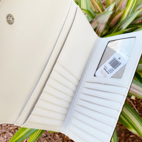 Michael kors large trifold wallet white - Picture 5 of 5